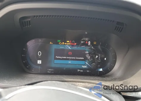 2025 Volvo Xc60 Plus из США, поврежденный, VIN YV4M12RC2S1056443